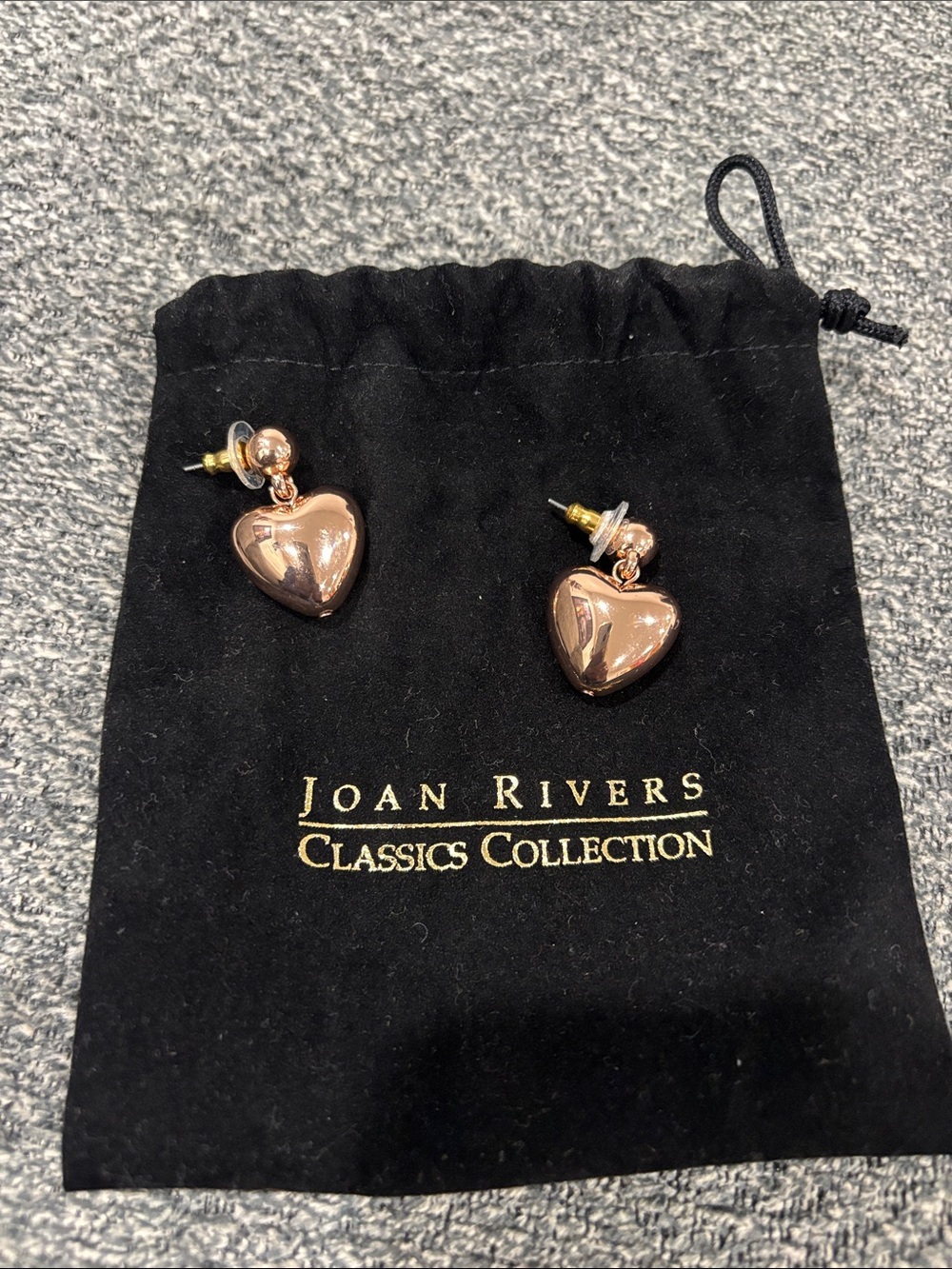 Joan Rivers classic collection heart earrings - Picture 5 of 8